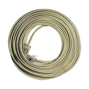 Daiku cable telefónico plano beige con conectores RJ11 en vista frontal; cordón de línea para teléfono fijo enrollado en círculo