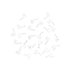 Macrotel grapas sujetacable plásticas blancas en vista superior; clavos metálicos integrados y diseño semicircular para fijación de cables